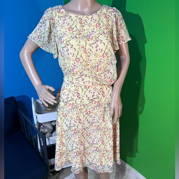 NWT $150 Nicole Miller NY Floral Faux Wrap Dress | Yellow Bright Classic Dress - Picture 3 of 14